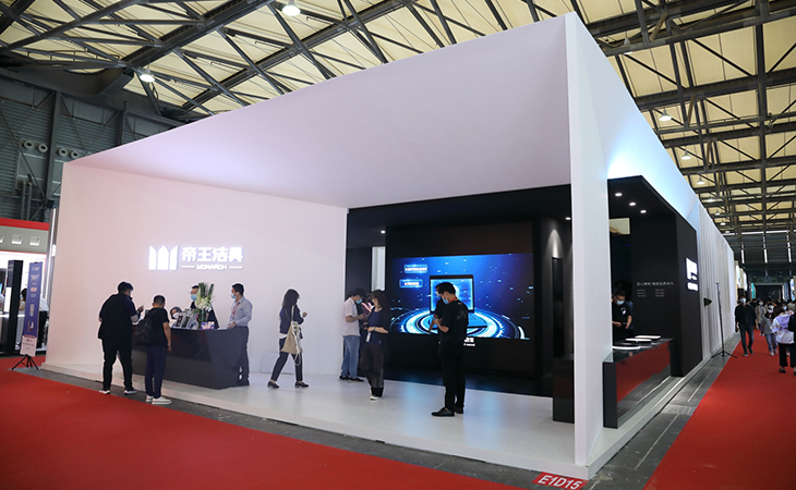 5月26日-5月29日，素有厨卫“风向标”的中国国际厨卫展于上海新国际博览中心举办，展会大牌云集，观众络绎不绝。本次展会，太阳集团tcy8722网站以一流的设计水准搭配优质产品，向观众展示了其强大的设计和科技实力，为来宾与行业带来了无限惊喜。